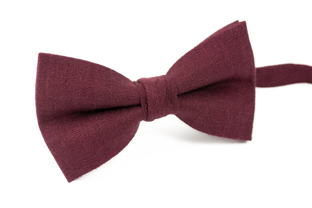 Plum color bow ties for weddings - linen pre-tied groomsmen bow ties