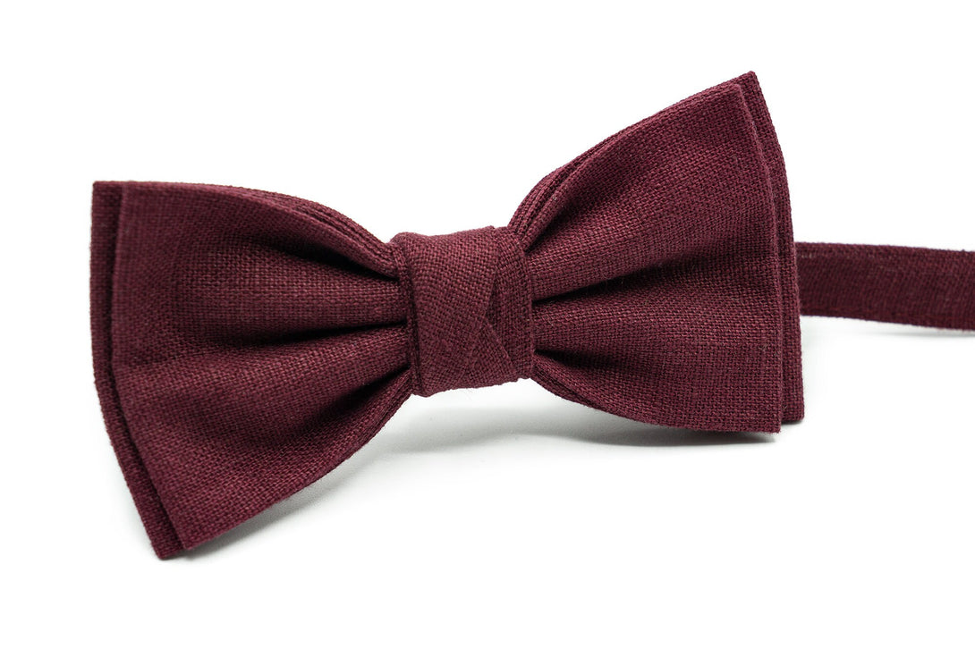 Plum color linen butterfly wedding bow ties for groomsmen / Plum color bow ties and neckties for men available with matching pocket square