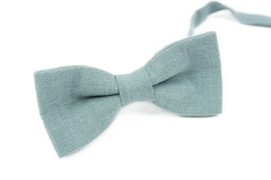 Mint Gray pre-tied groomsmen bow ties for weddings